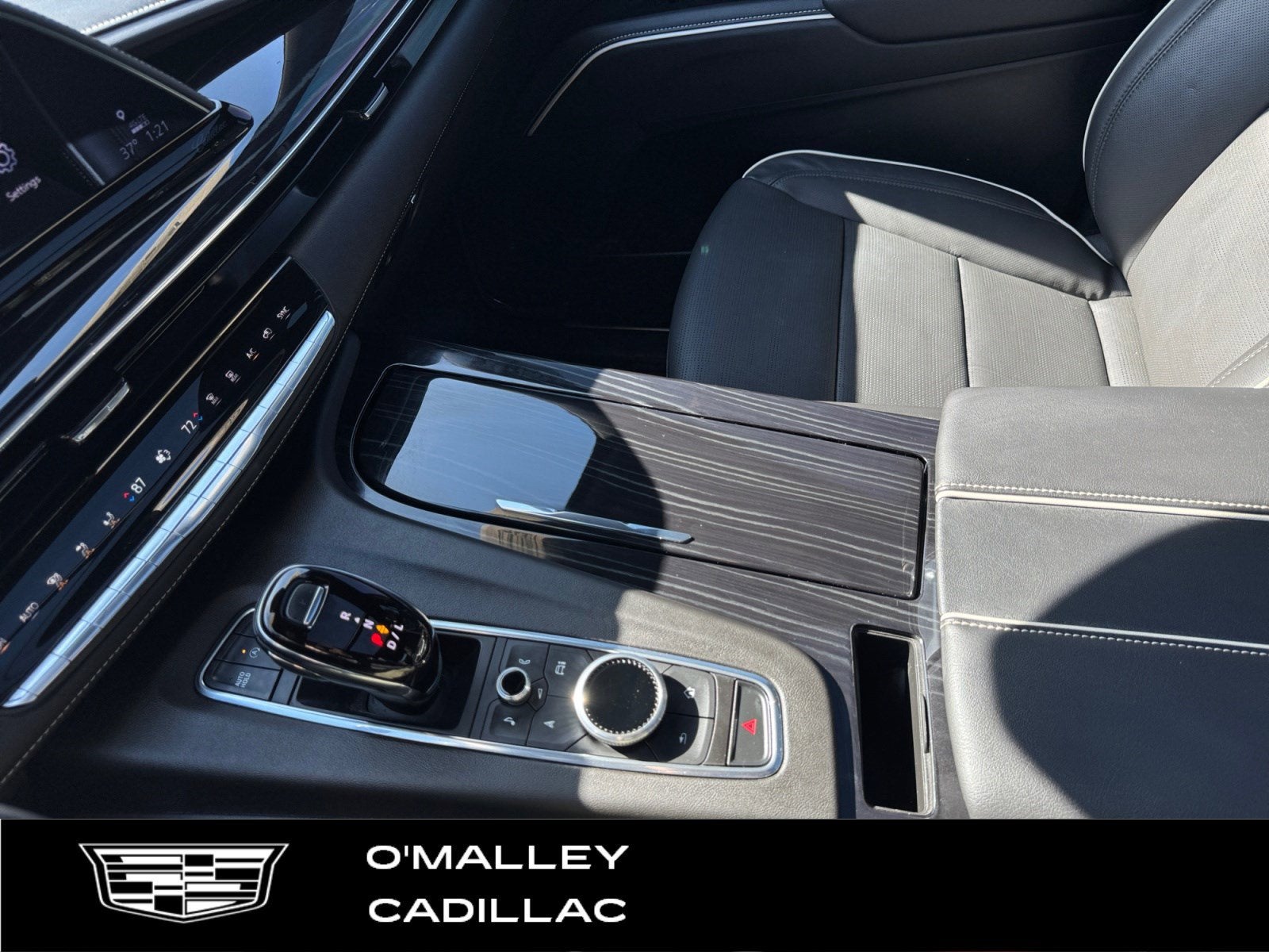 2023 Cadillac Escalade ESV Sport