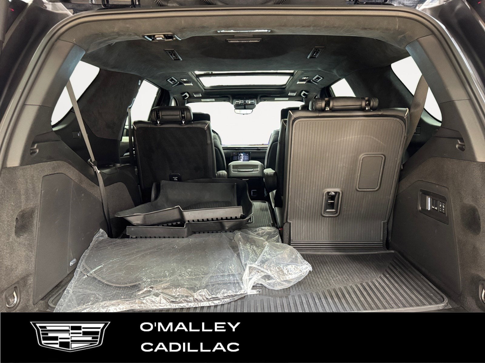 2025 Cadillac Escalade Sport Platinum