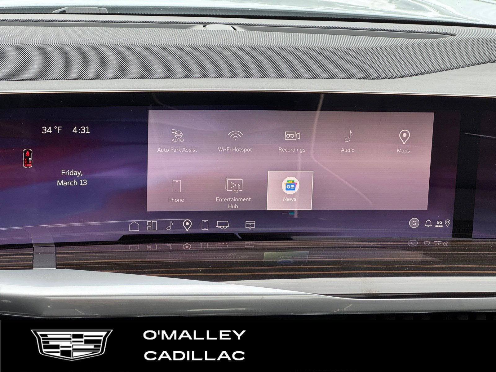 2026 Cadillac Escalade ESV Luxury