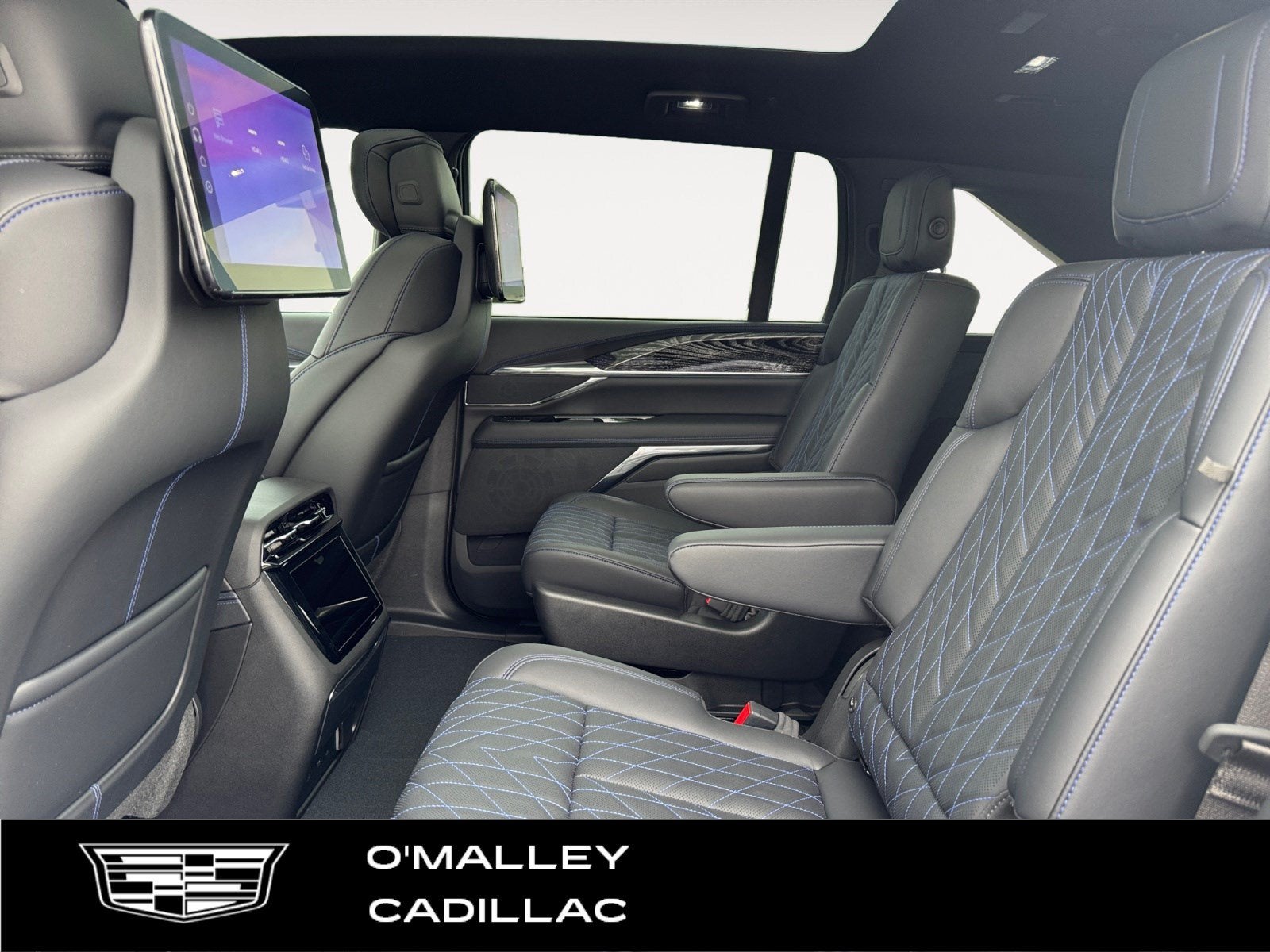 2026 Cadillac ESCALADE IQ Sport