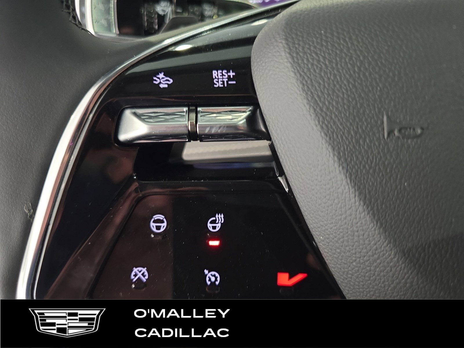 2025 Cadillac ESCALADE IQ Sport 1