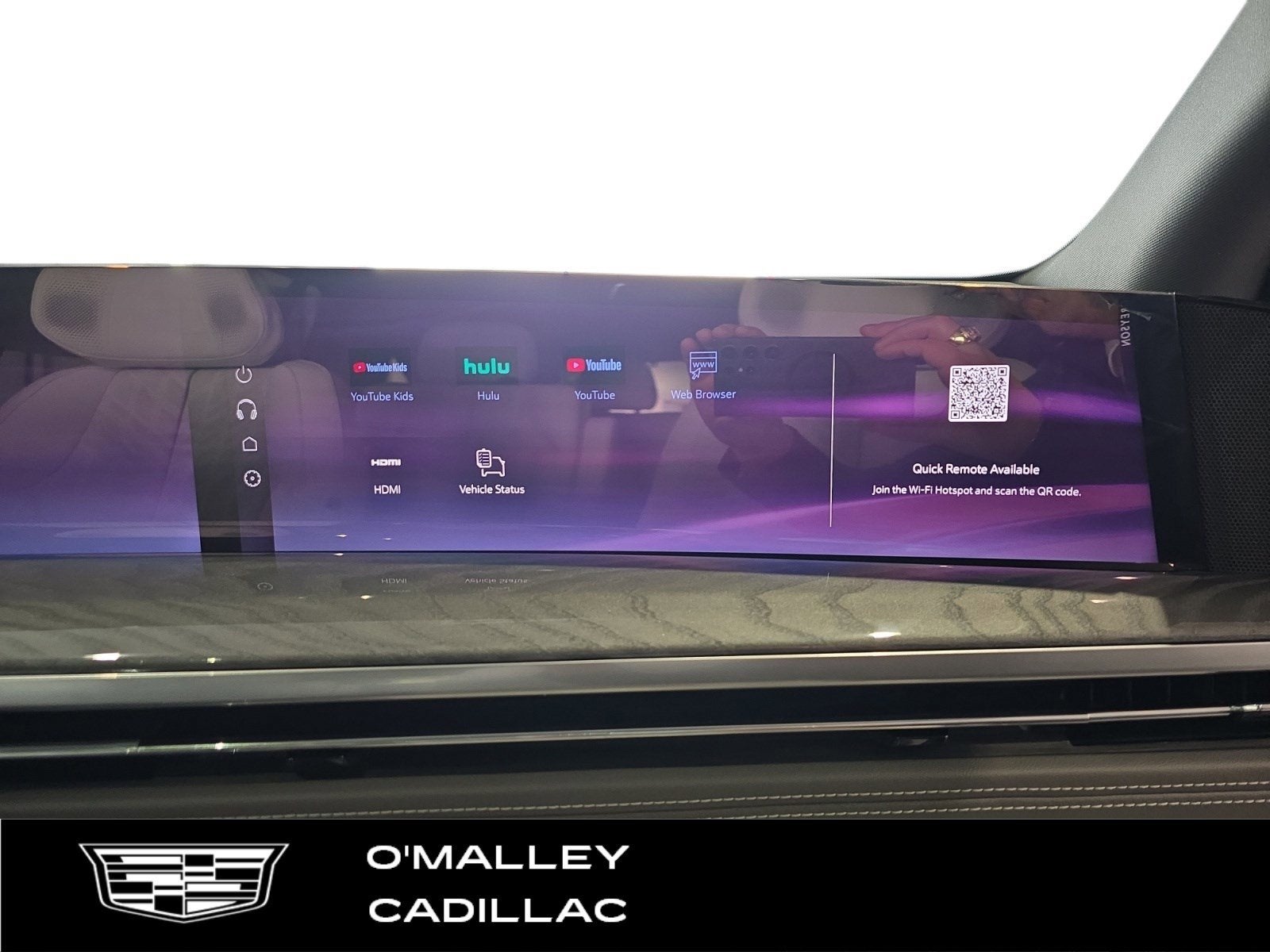 2025 Cadillac ESCALADE IQ Sport 1