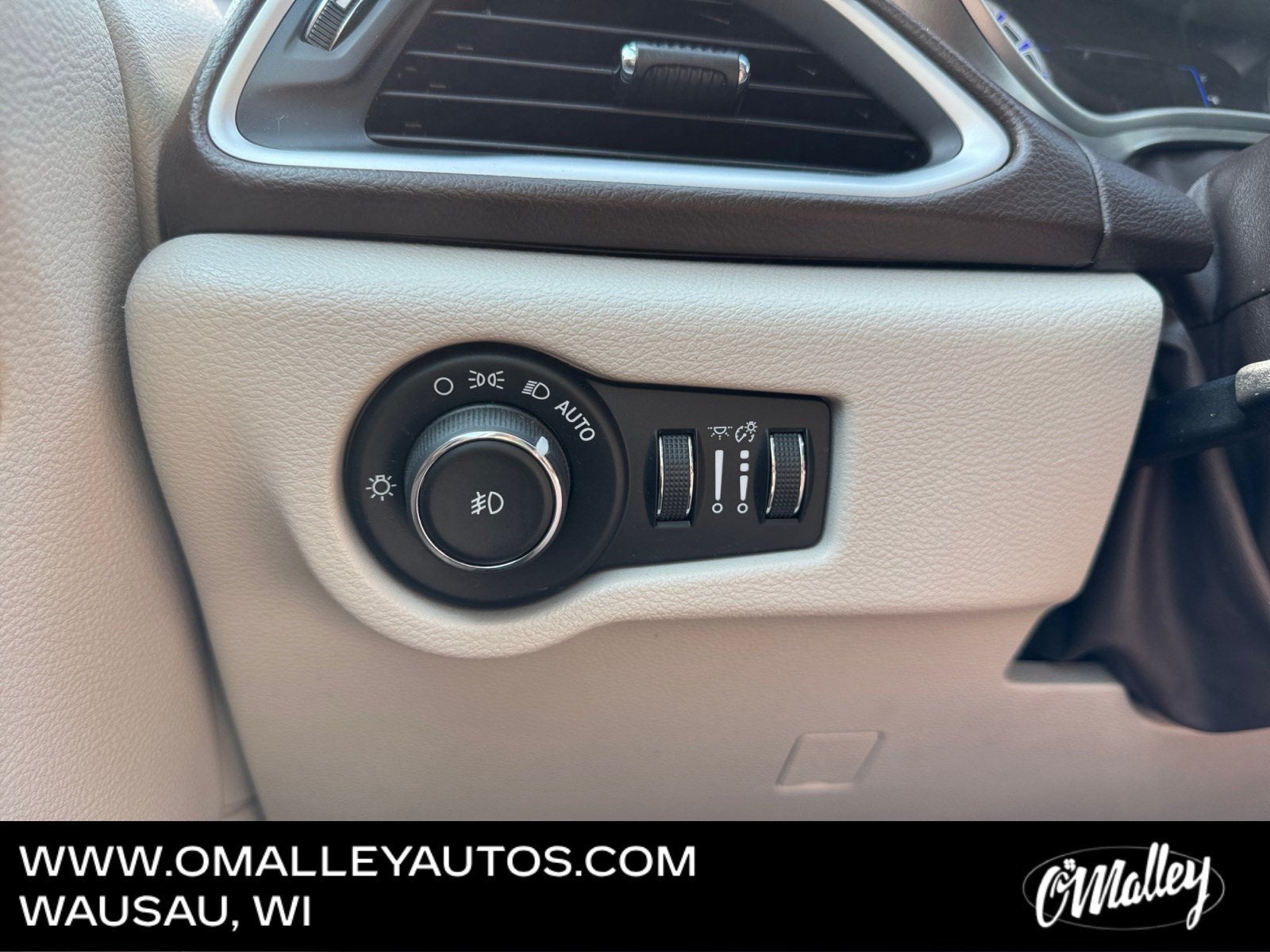 2019 Chrysler Pacifica Touring Plus