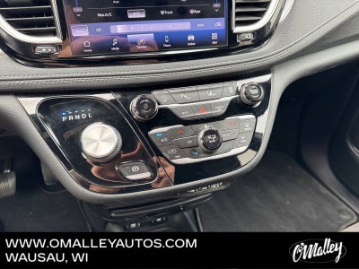 2021 Chrysler Pacifica Touring