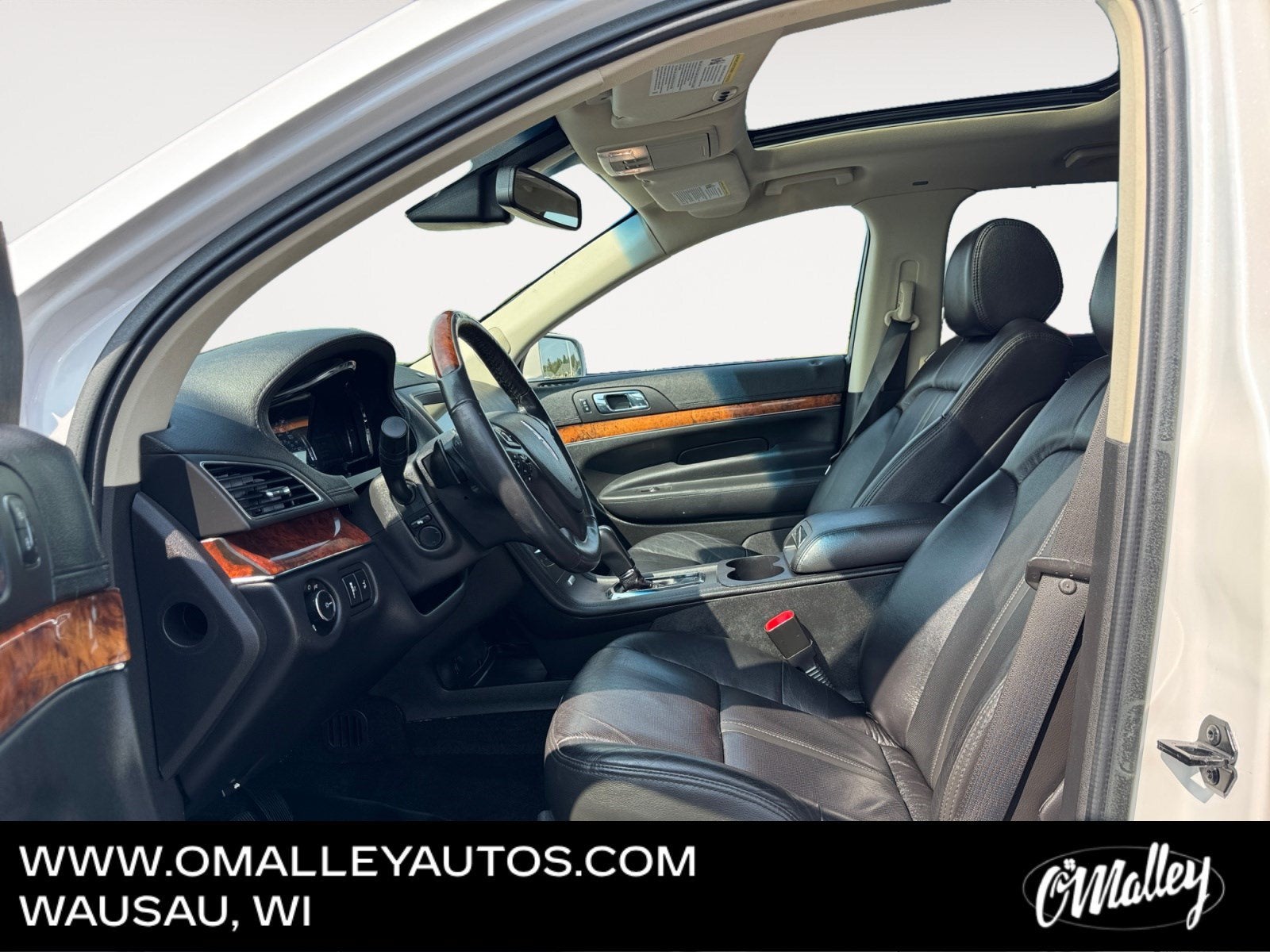 2019 Lincoln MKT Reserve