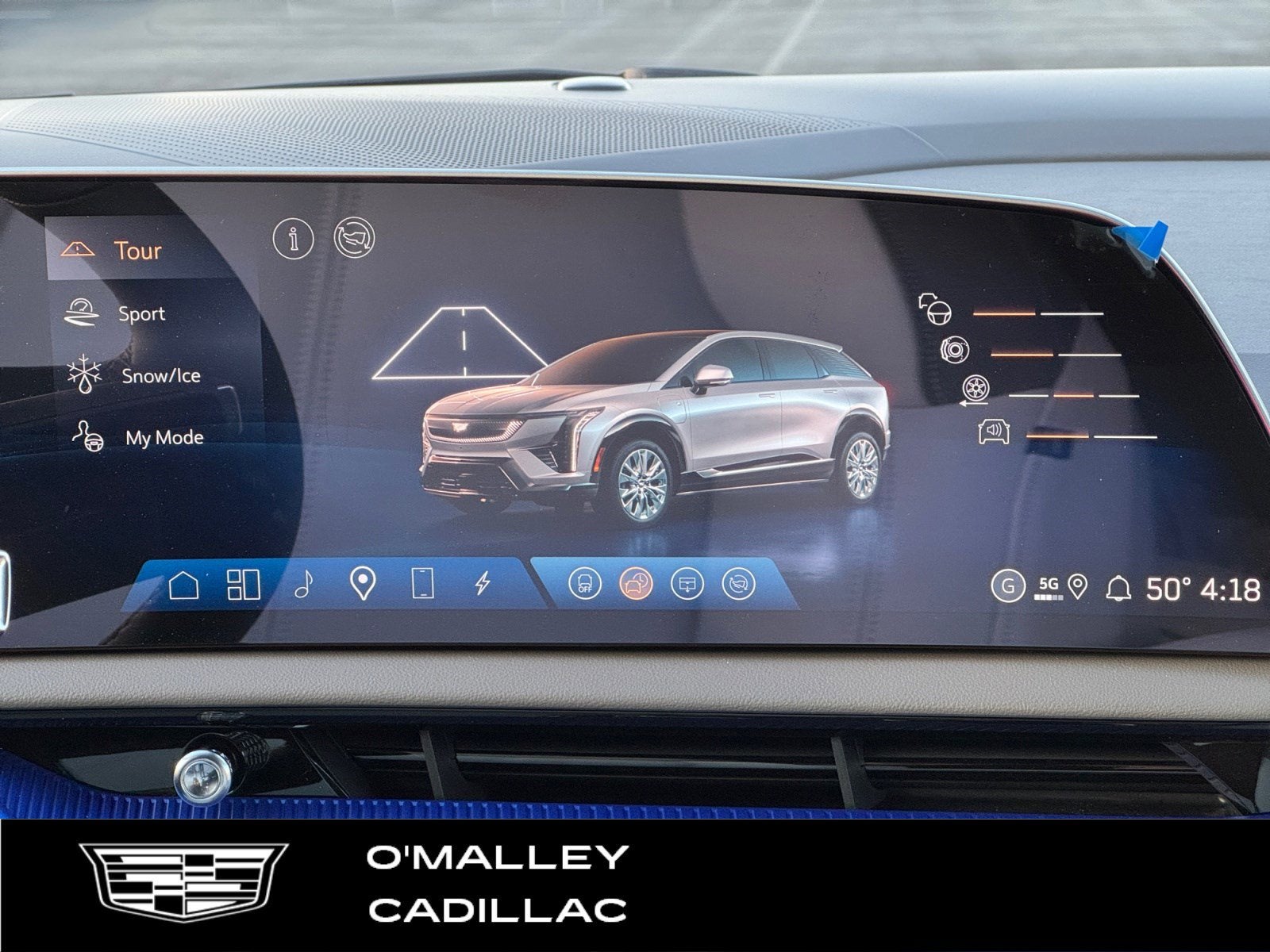 2026 Cadillac OPTIQ Luxury