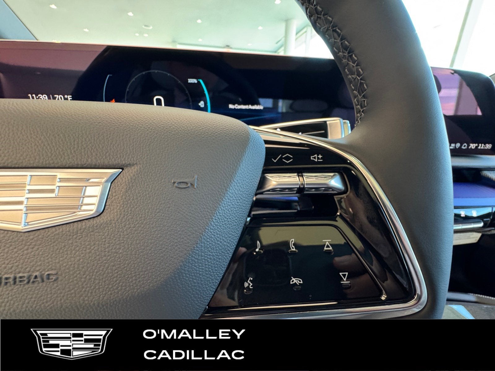2027 Cadillac OPTIQ Luxury