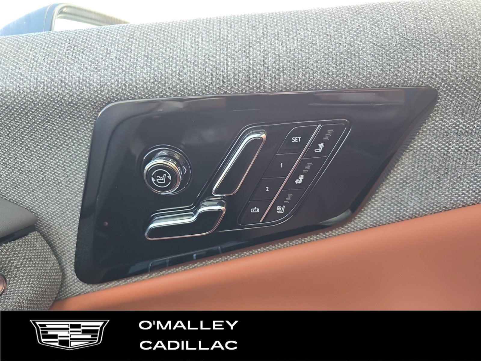 2026 Cadillac OPTIQ Premium Luxury