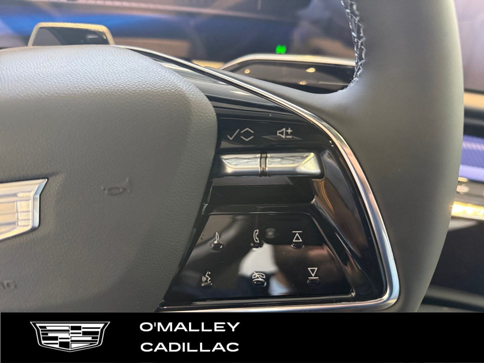 2027 Cadillac OPTIQ Premium Luxury