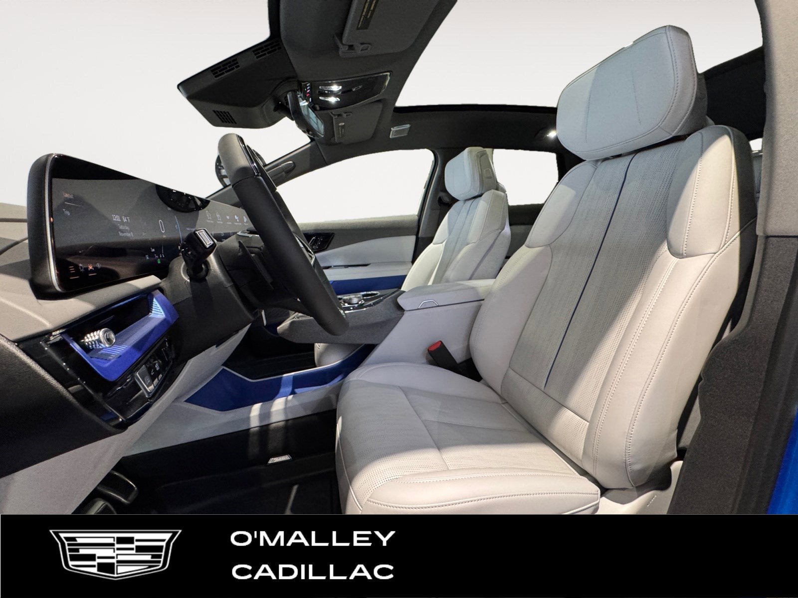 2026 Cadillac OPTIQ Premium Luxury