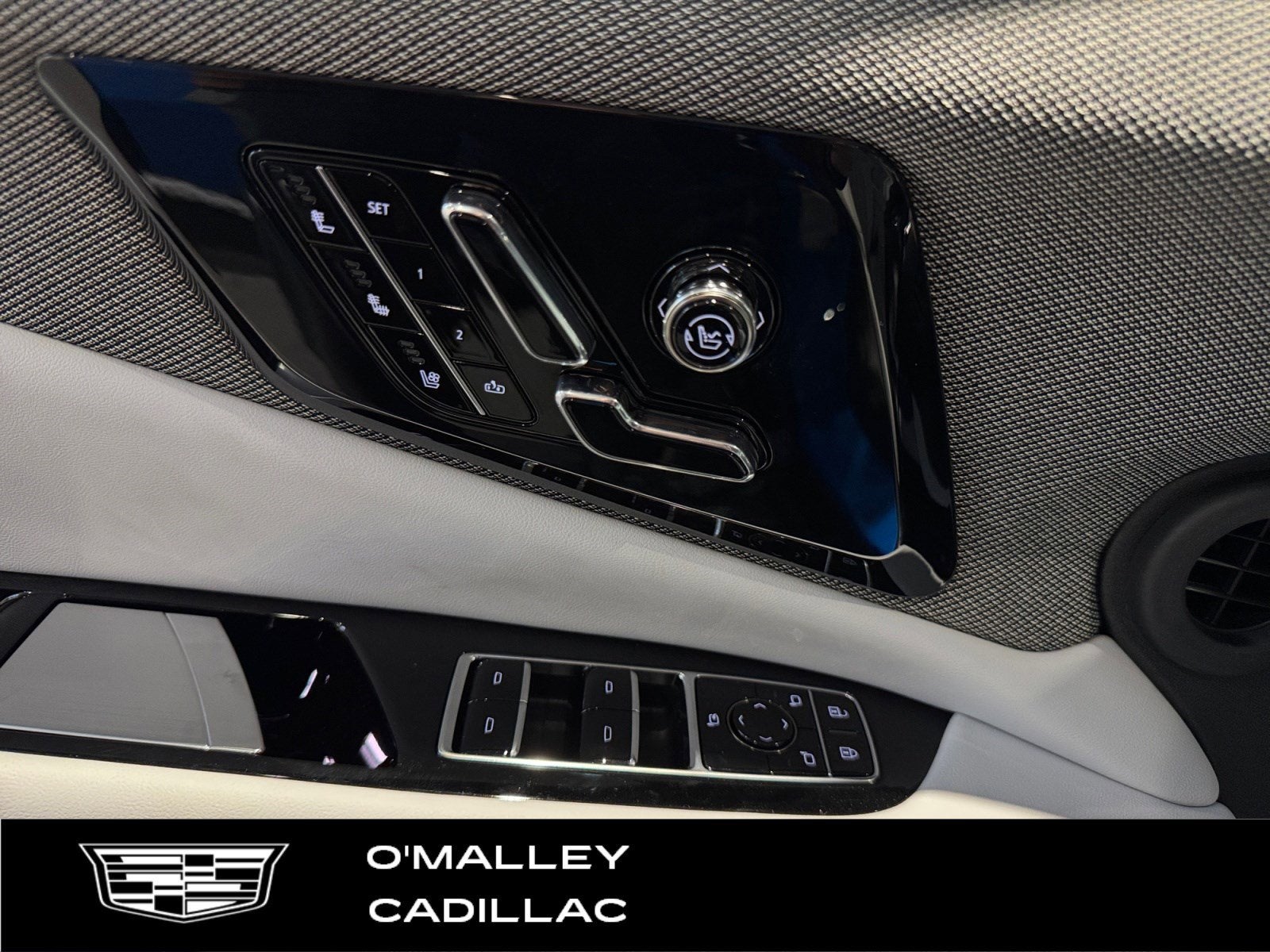 2026 Cadillac OPTIQ Premium Luxury