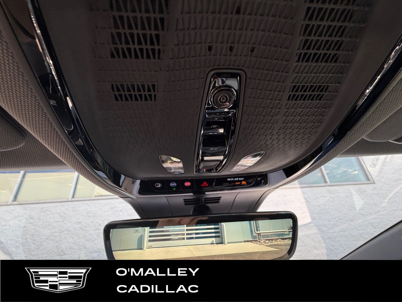 2027 Cadillac OPTIQ Premium Luxury
