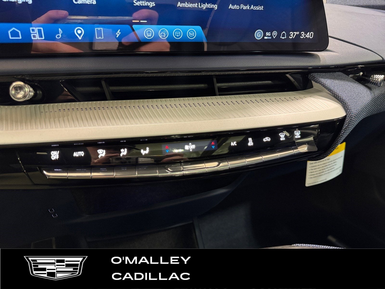 2026 Cadillac OPTIQ Premium Sport