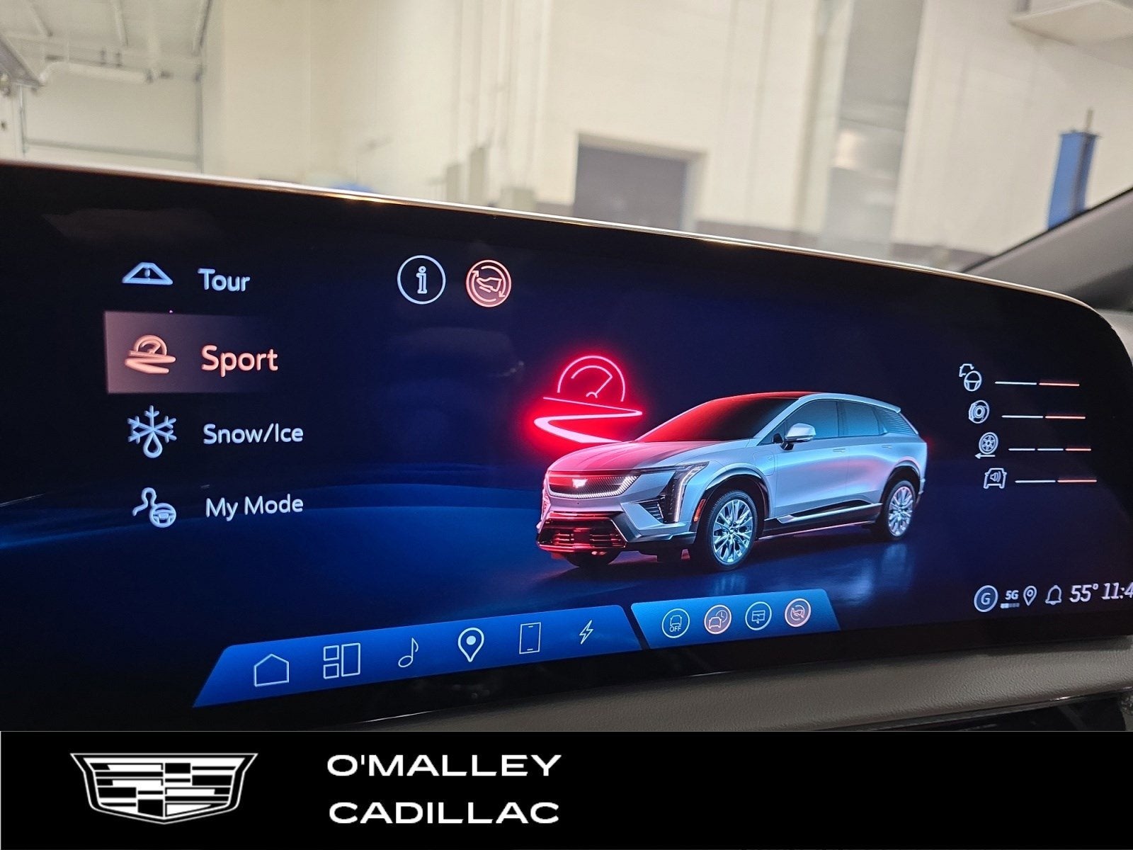 2026 Cadillac OPTIQ Premium Sport