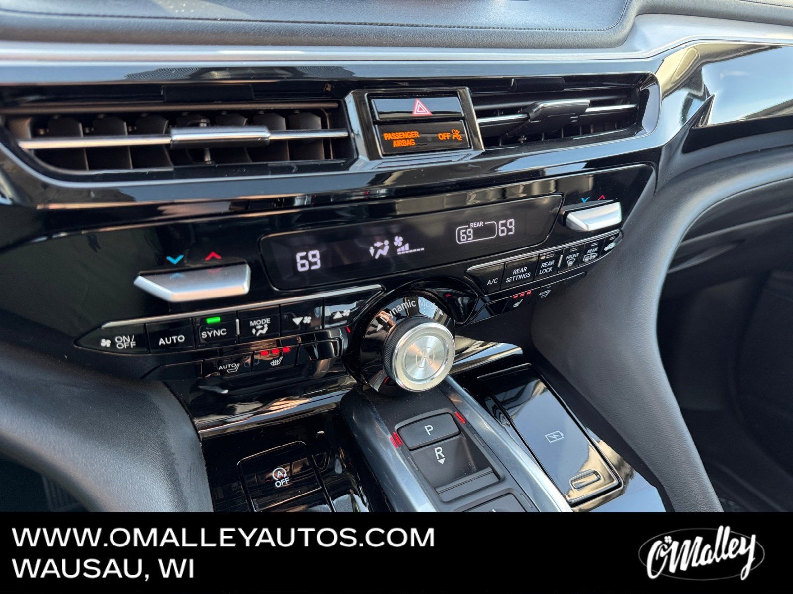 2023 Acura MDX w/Technology Package