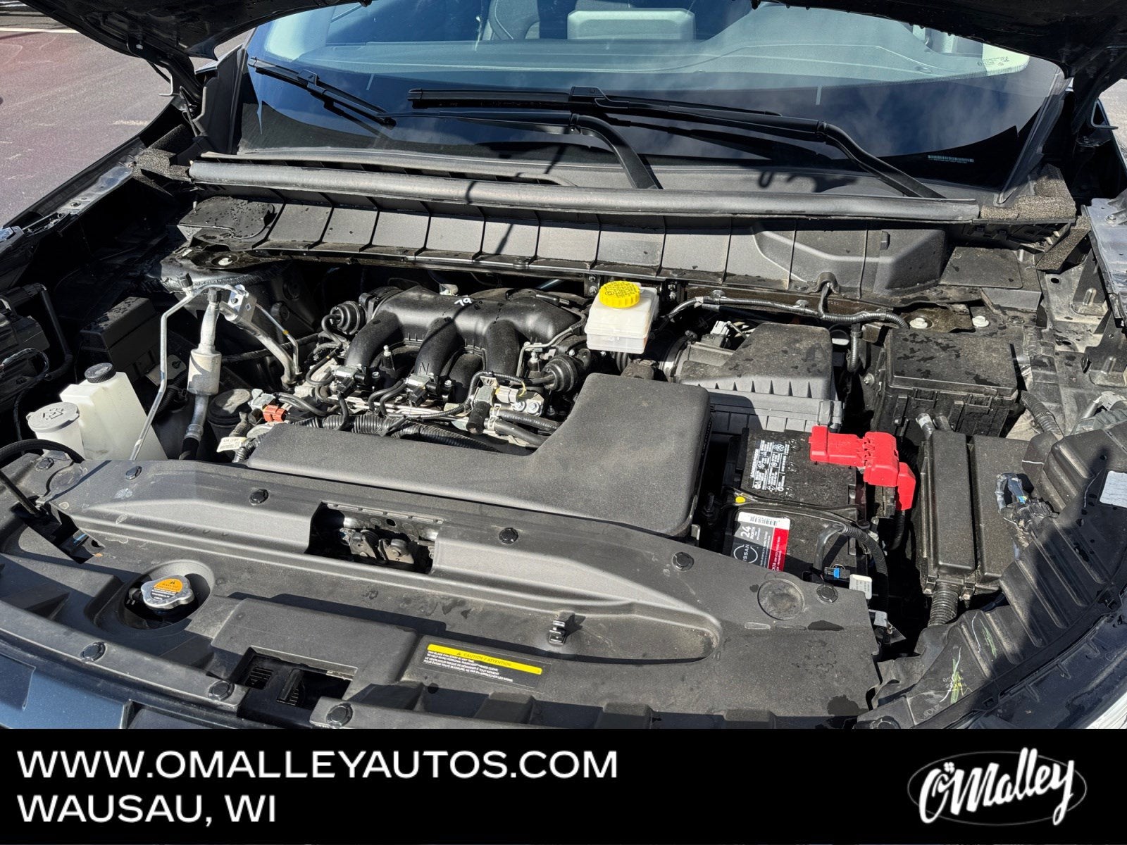 2024 Nissan Pathfinder SV