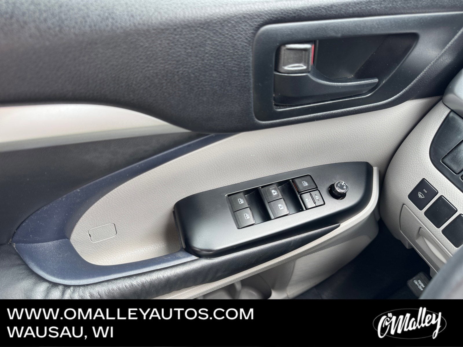 2015 Toyota Highlander LE