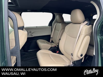 2022 Toyota Sienna XLE