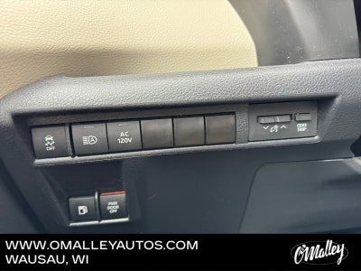 2022 Toyota Sienna XLE