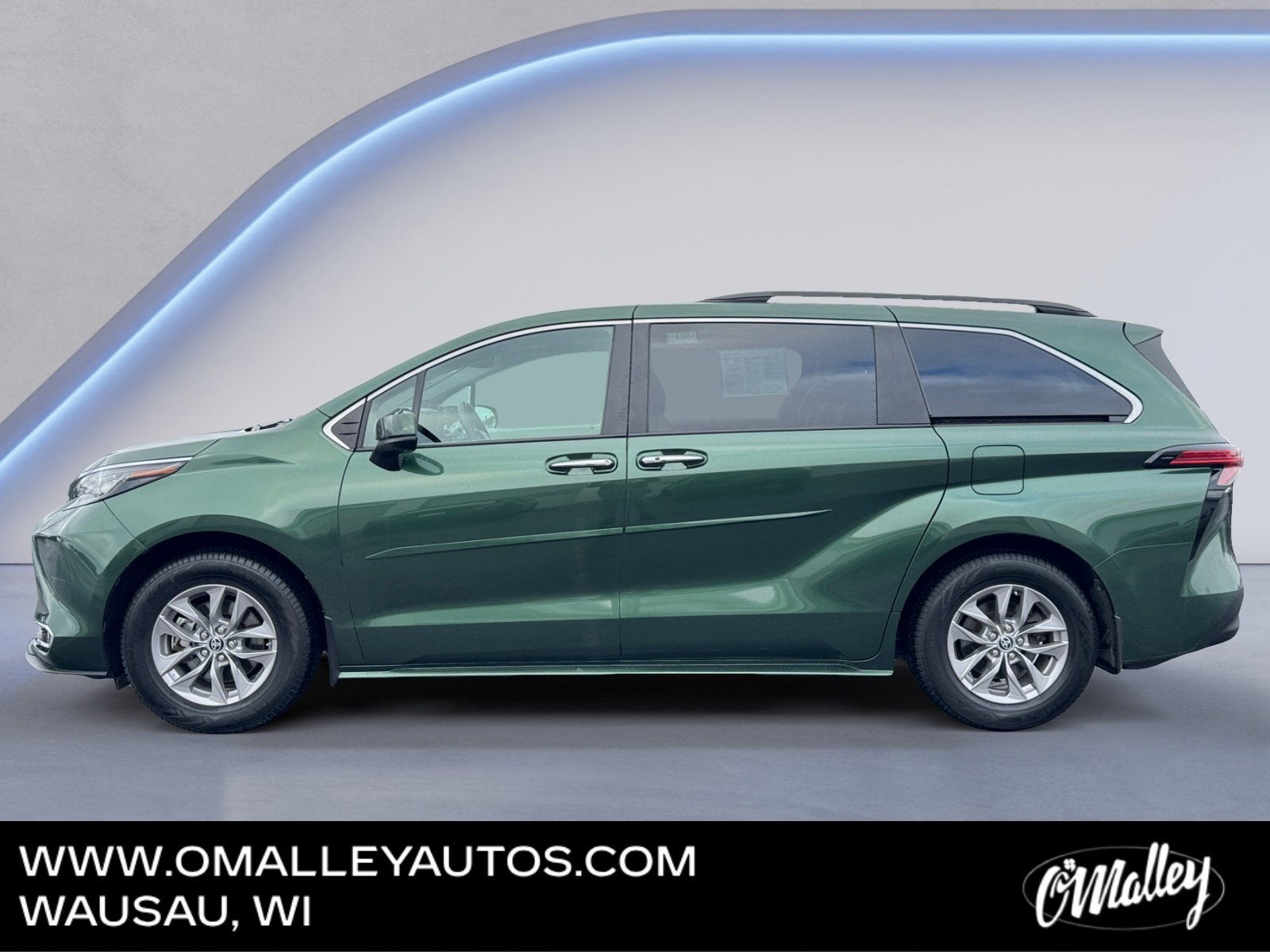 2022 Toyota Sienna XLE