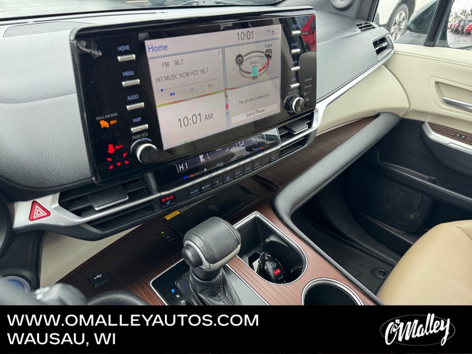 2022 Toyota Sienna XLE