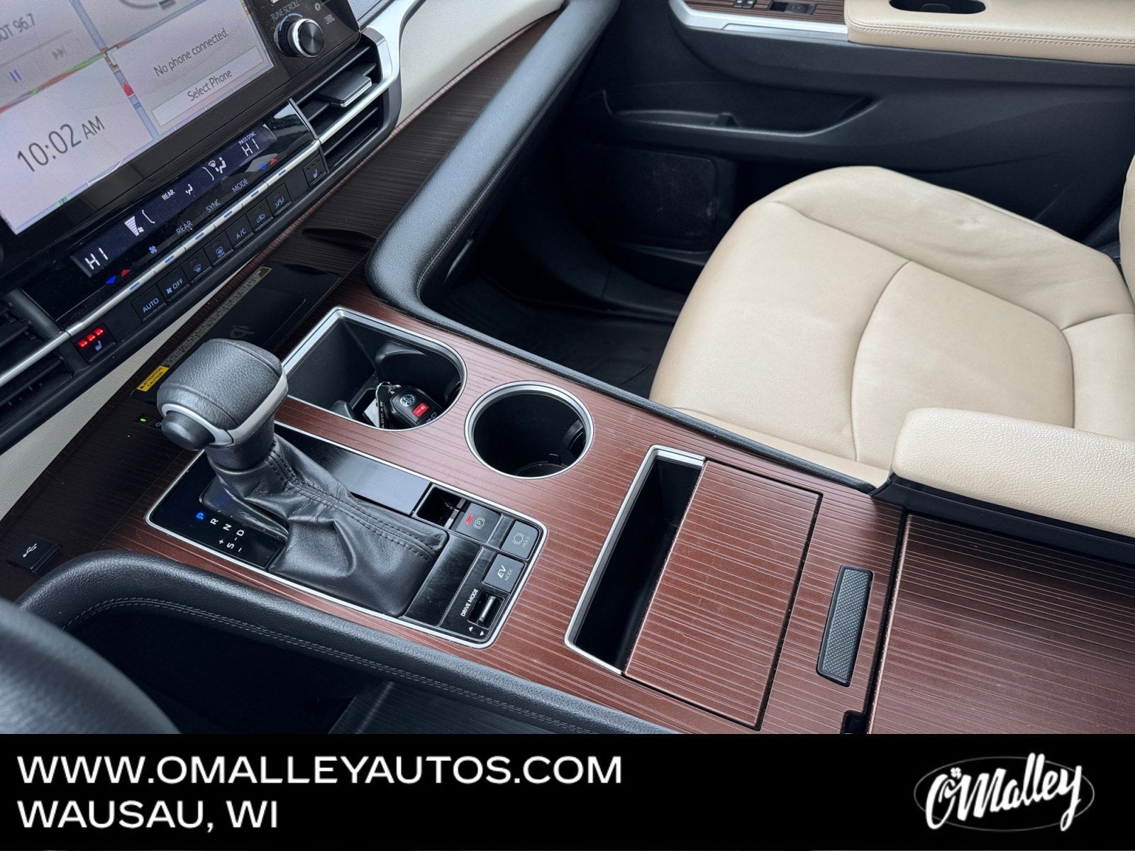 2022 Toyota Sienna XLE