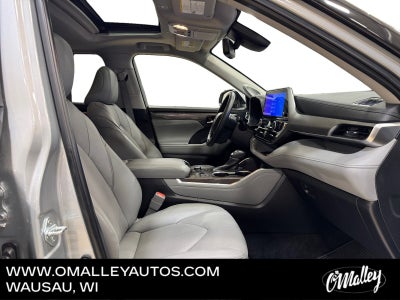 2024 Toyota Highlander LE