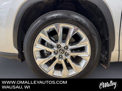 2024 Toyota Highlander LE