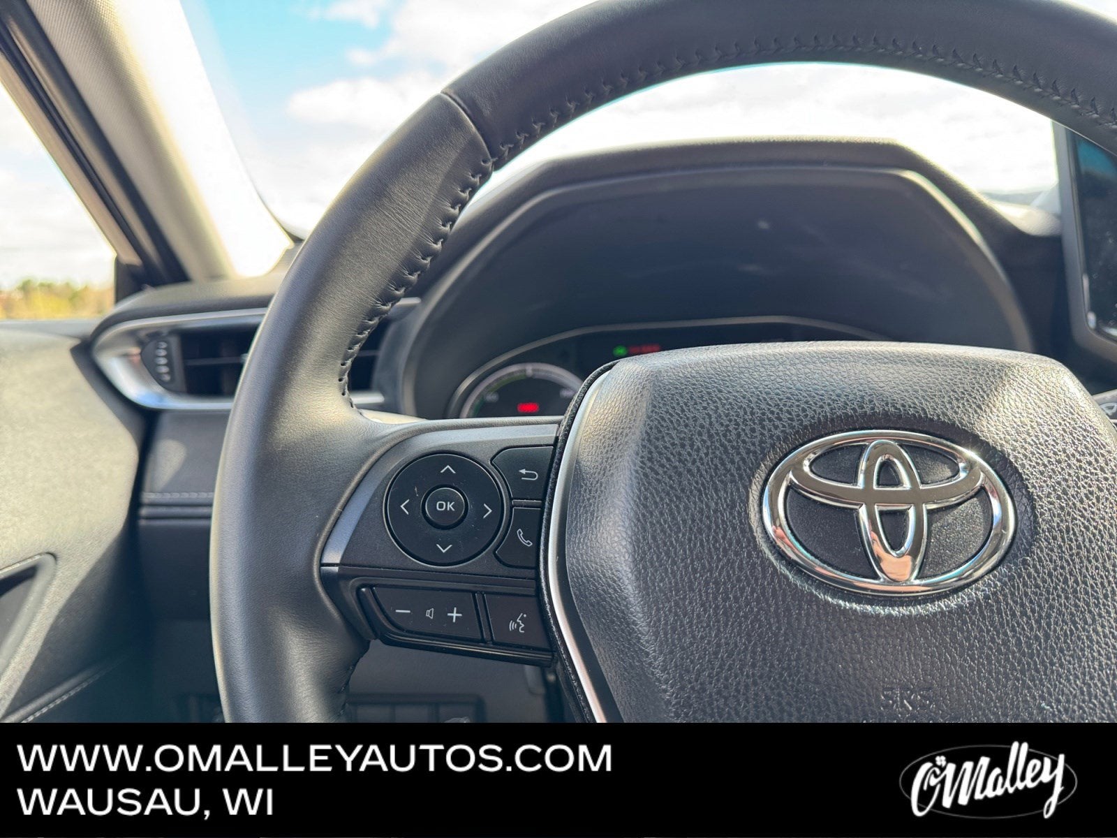 2023 Toyota Venza LE