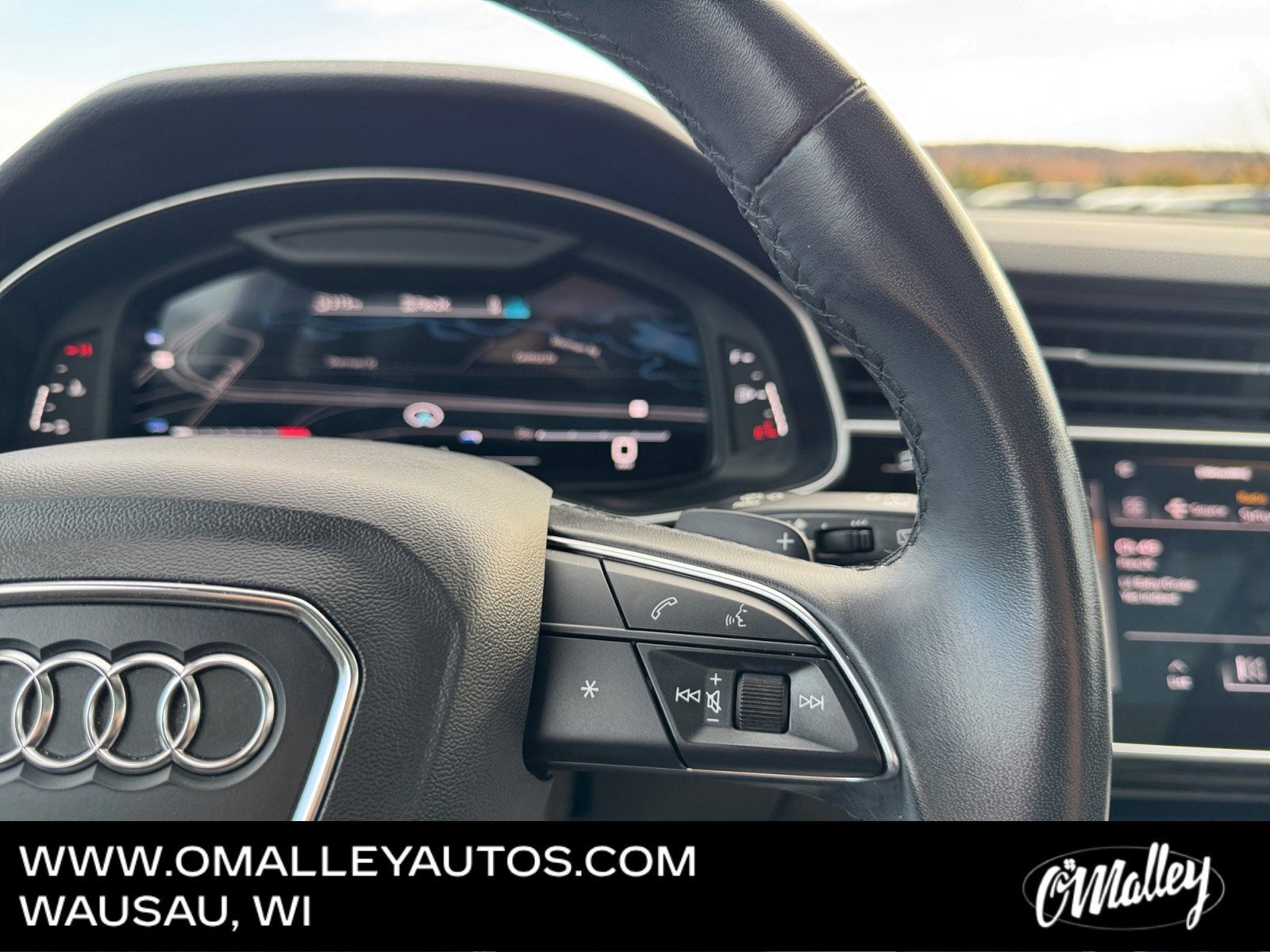 2022 Audi Q7 Premium Plus